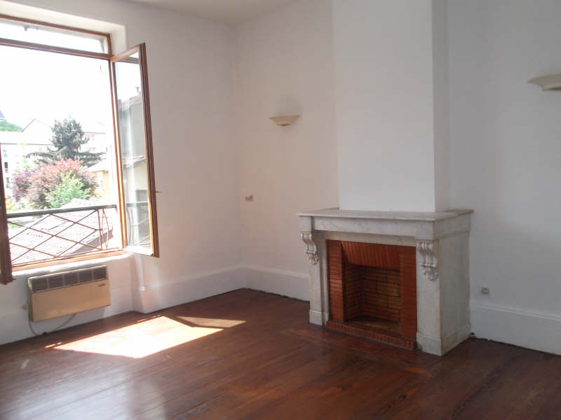 Sold property apartment 4 rooms in Saint-Fons 69190
