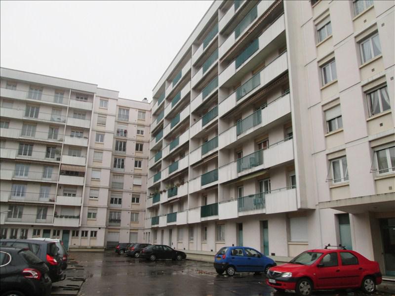 Bien vendu appartement a renover 2 pièces 42 m² à Villeurbanne 69100