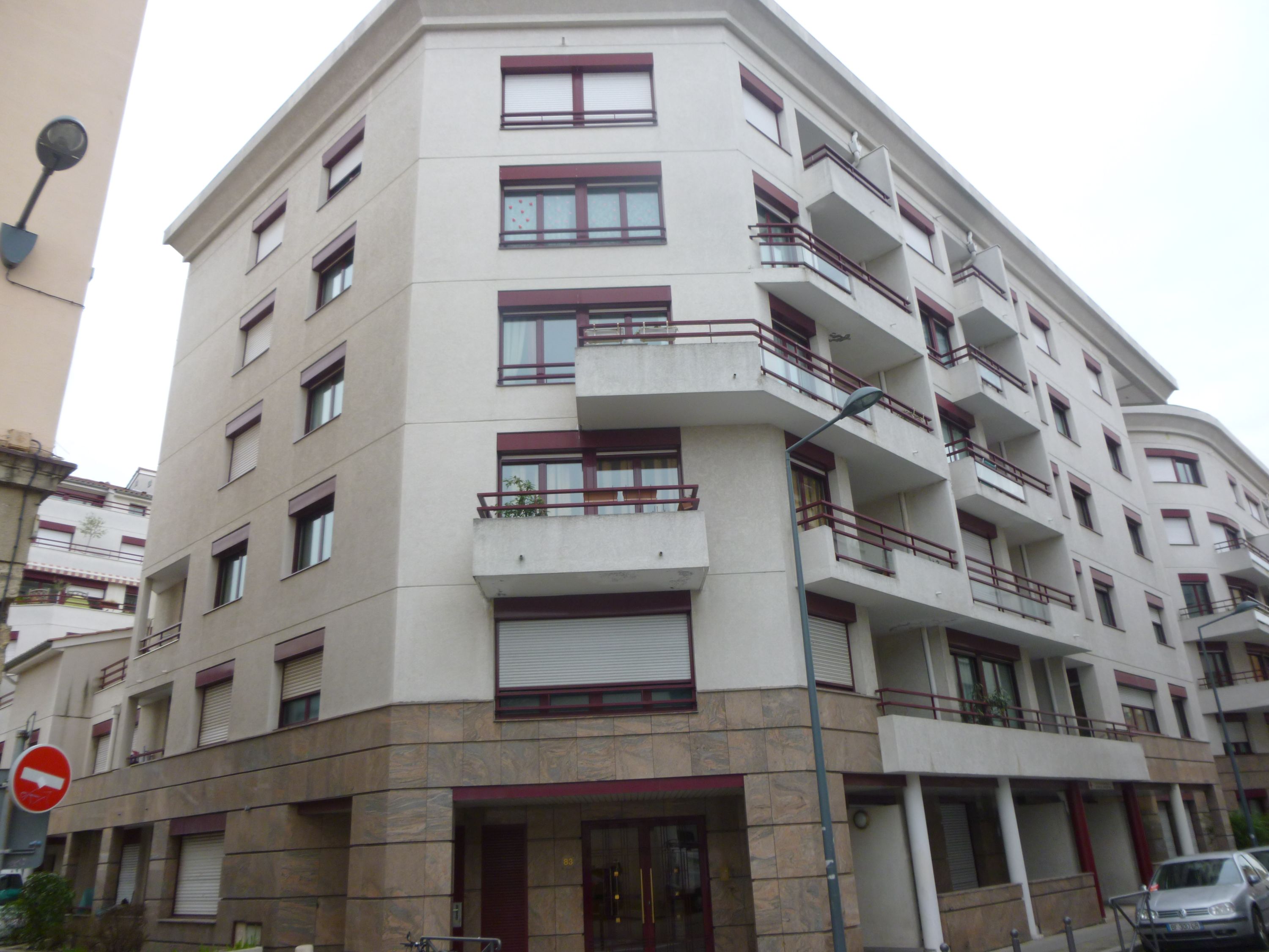 Location stationnement à Villeurbanne 69100 - 103 €