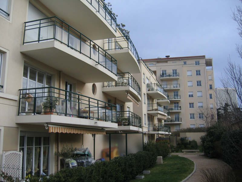 Location appartement 3 pièces 70.42 m² à Lyon 8e Arrondissement 69008 - 992 €
