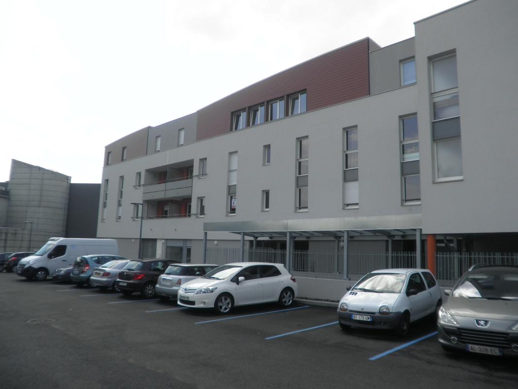 Location appartement t1 30 m² à Chassieu 69680 - 410 €