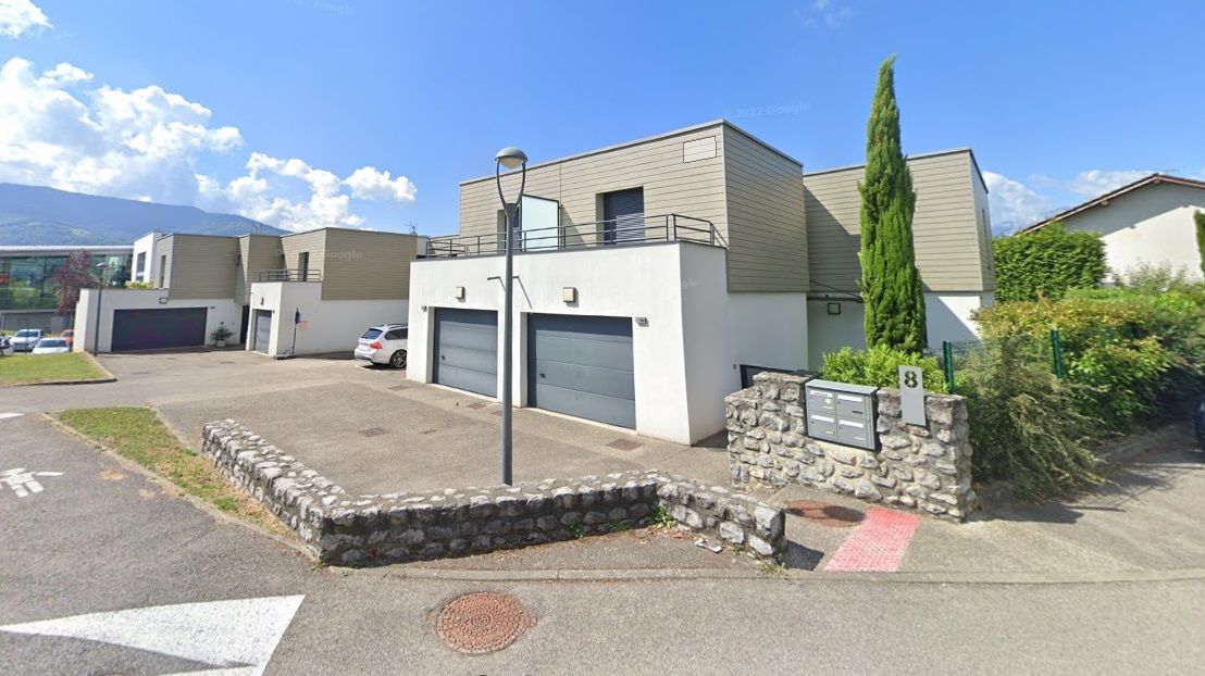 Rent house maison 5 rooms 122.79 m² in Montbonnot-Saint-Martin 38330 - 1 669 €