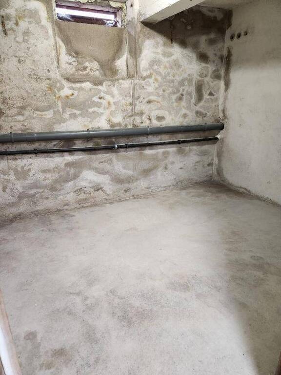 Location Maison cave 9 m² Rodez (12000)