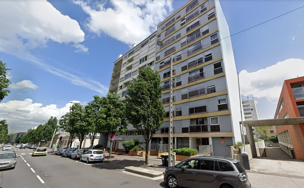 Location parking à Saint-Étienne 42100 BELLEVUE - 30 €