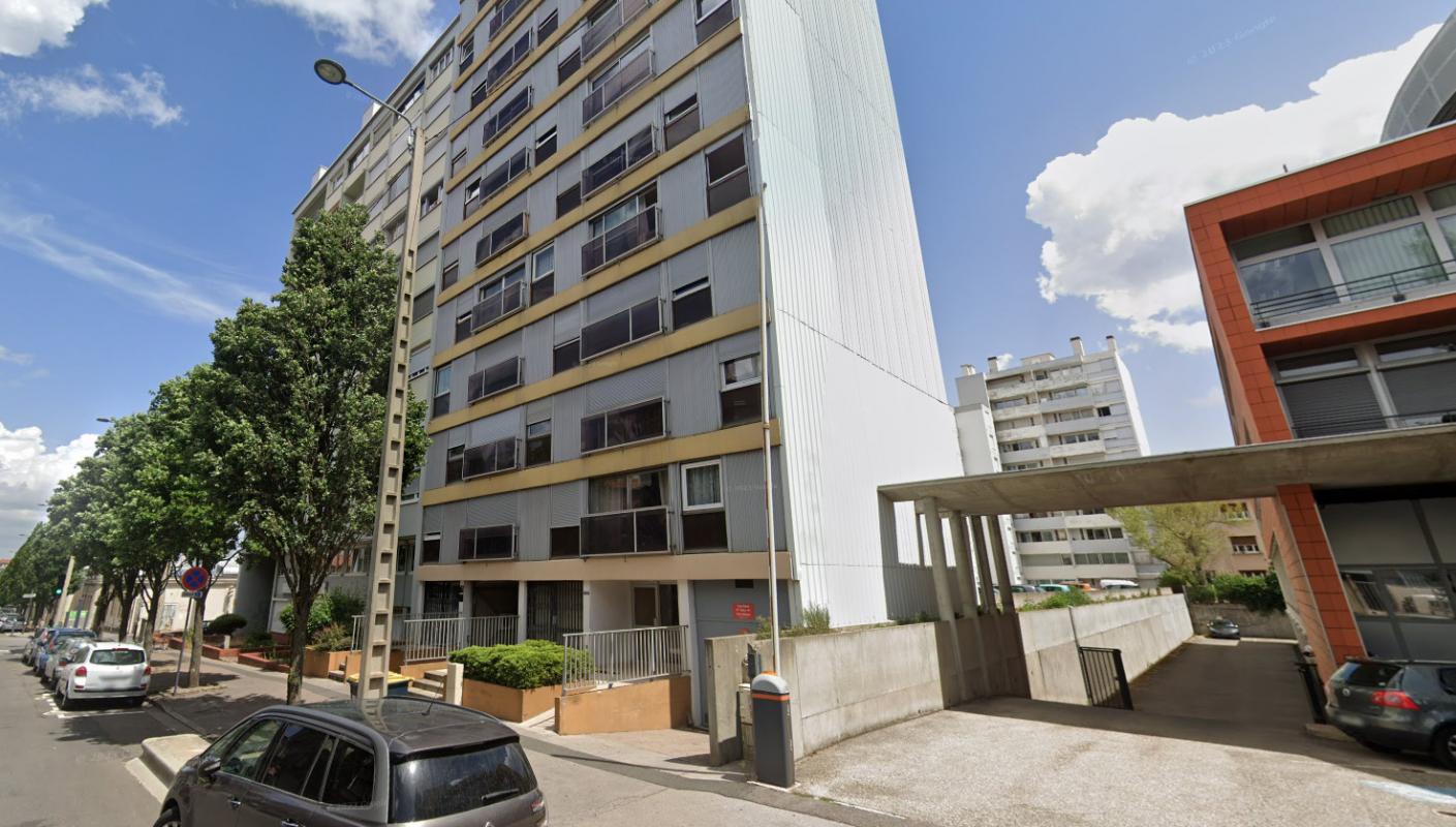 Location parking à Saint-Étienne 42100 BELLEVUE - 30 €