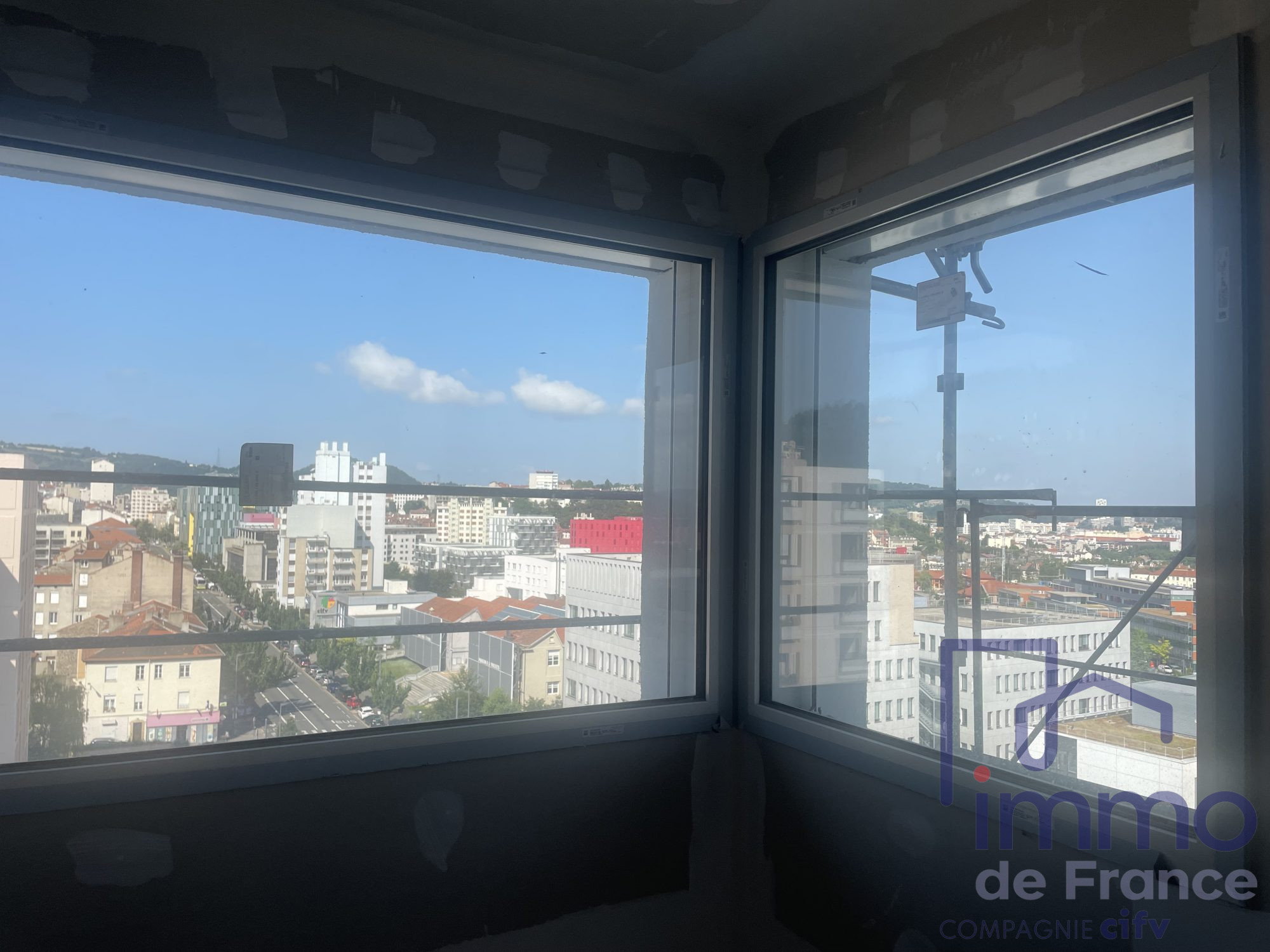 Vente appartement 2 pièces 51.3 m² à Saint-Étienne 42000