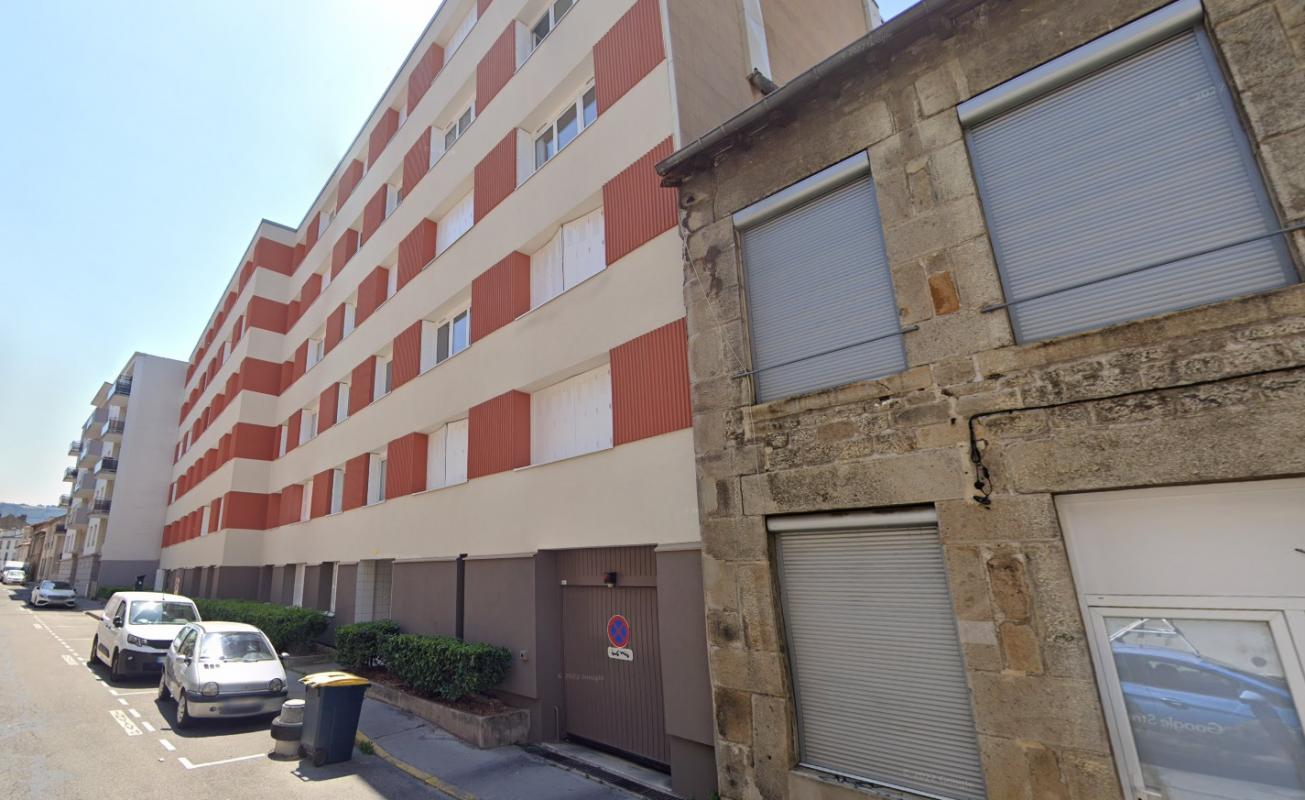 Location parking à Saint-Étienne 42100 FAC - TREFILERIE - 52 €