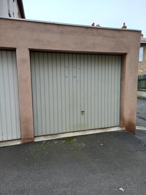 Location parking garage individuel à Le Puy-en-Velay 43000 - 65 €