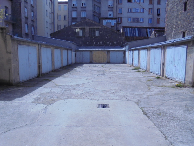 Location parking garage individuel à Saint-Étienne 42000 CARNOT - 60 €
