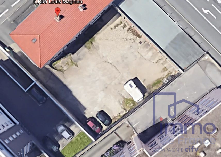 Vente local entrepôt 60 m² à Saint-Étienne 42000 27 000 €