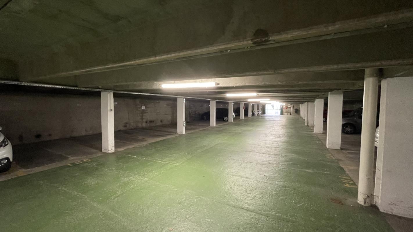 Location parking couvert à Saint-Étienne 42100 BELLEVUE - 39 €
