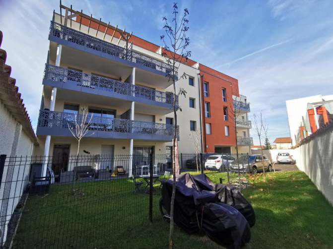 Rent apartment t3 70 m² in Veauche 42340 - 885 €