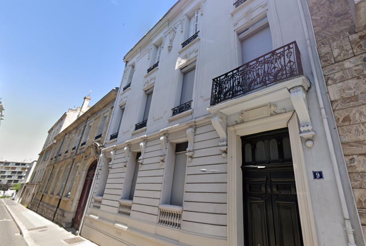 Location appartement t5 6 pièces 116 m² à Saint-Étienne 42000 JACQUARD - 593 €