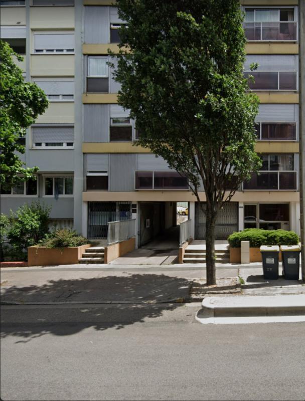 Location parking à Saint-Étienne 42100 BELLEVUE - 30 €