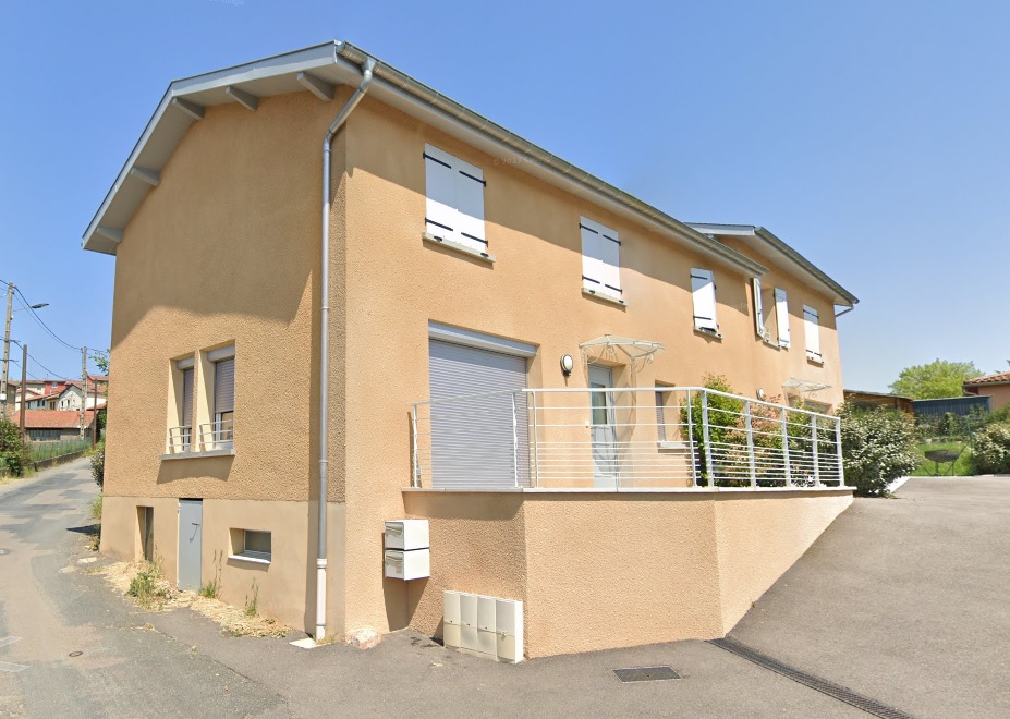 Location maison 4 pièces 102 m² à Saint-Symphorien-sur-Coise 69590 - 810 €