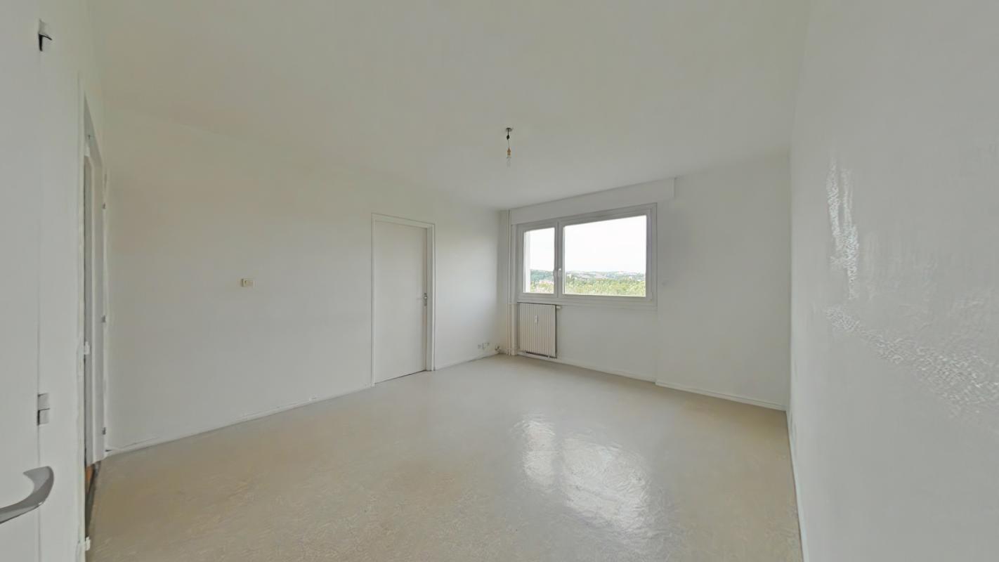 Rent apartment t2 46 m² in Saint-Étienne 42000 - 572 €