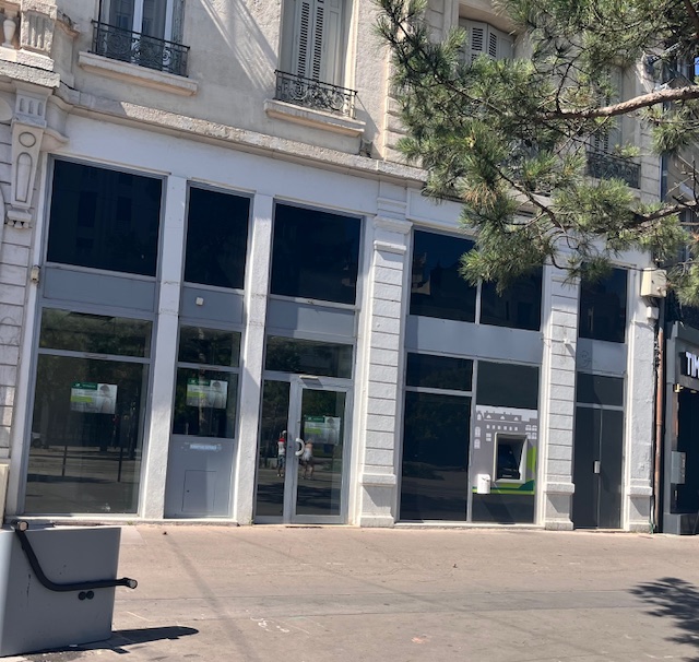 Location local d'activité à Saint-Étienne 42000