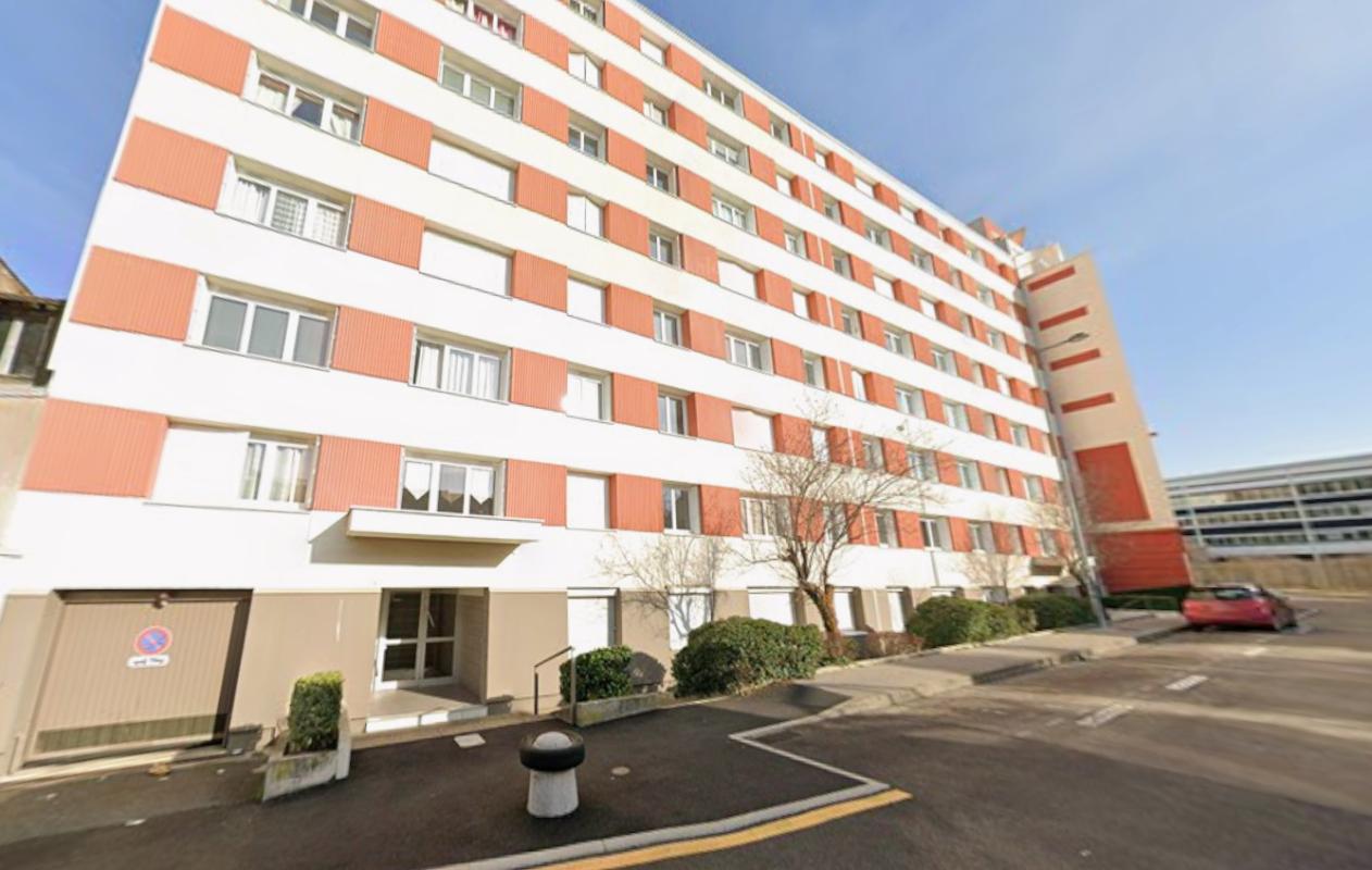 Location parking garage individuel à Saint-Étienne 42100 FAC - TREFILERIE - 60 €