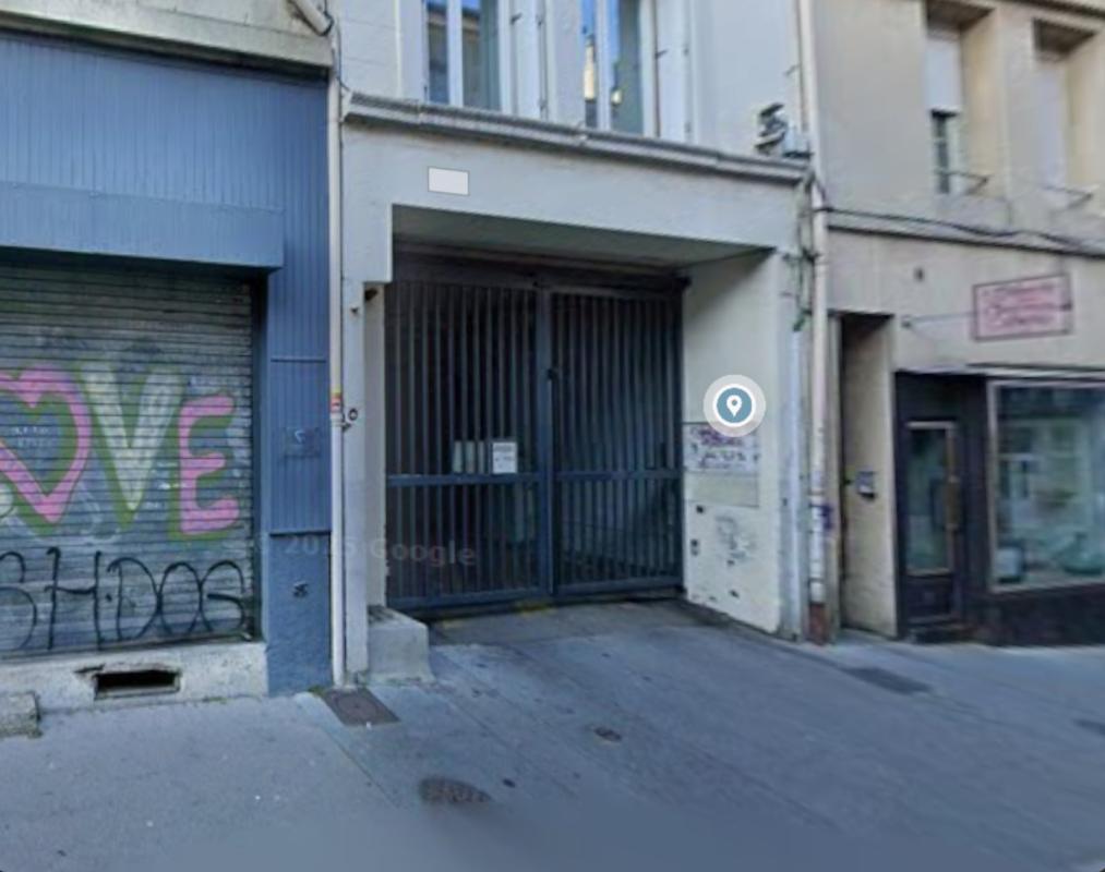 Location parking à Saint-Étienne 42000 - 72 €
