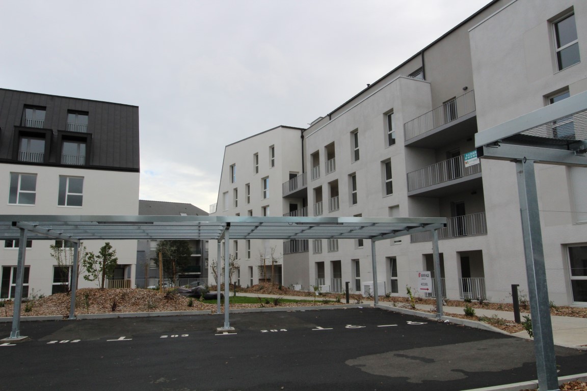 Location parking externe à Sainte-Luce-sur-Loire 44980 - 49 €