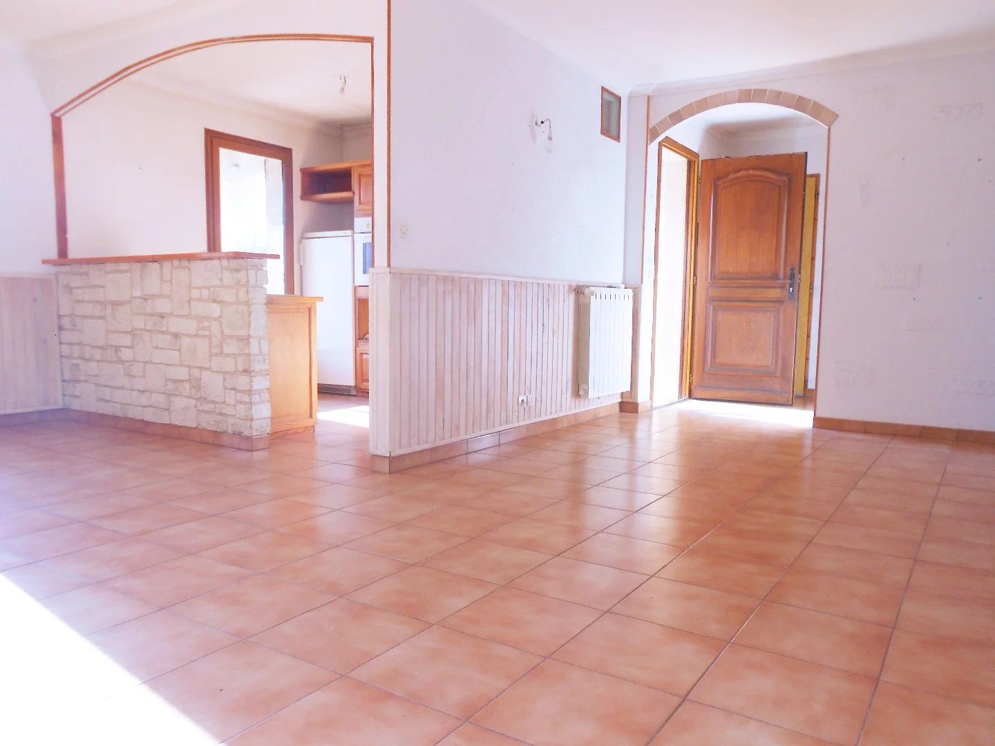 Sold property house 5 rooms in Beaucaire 30300 102 m²