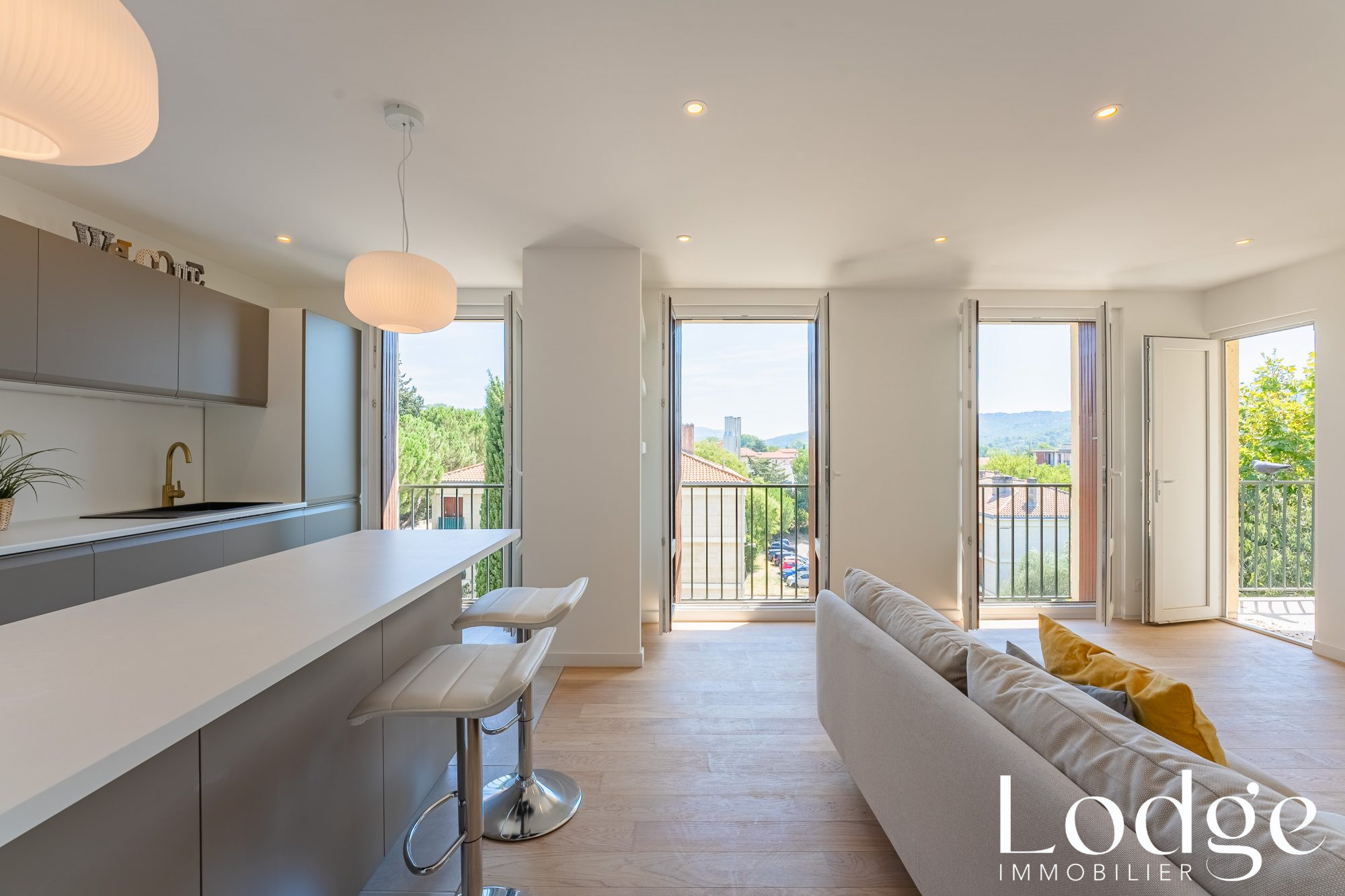 Bien vendu appartement 4 pièces 67 m² à Aix-en-Provence 13100