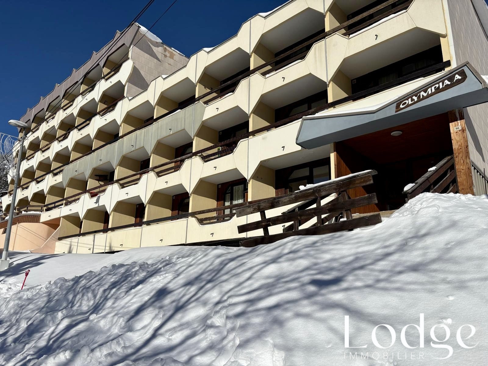 Vente parking 15 m² à Montgenèvre 05100