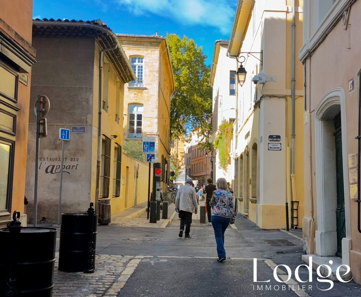 Bien vendu local 50 m² à Aix-en-Provence 13100